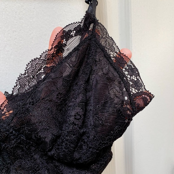 Free w another item: Black Lace and Mesh Bralette - Picture 3 of 5